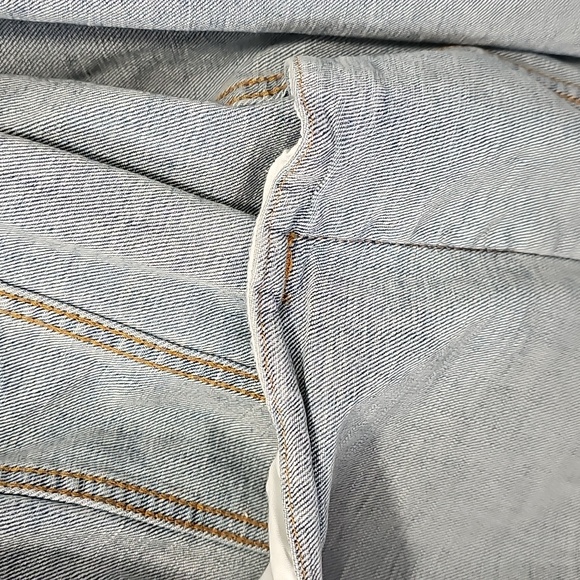 GAP Men's Jean Jacket - Picture 4 of 6